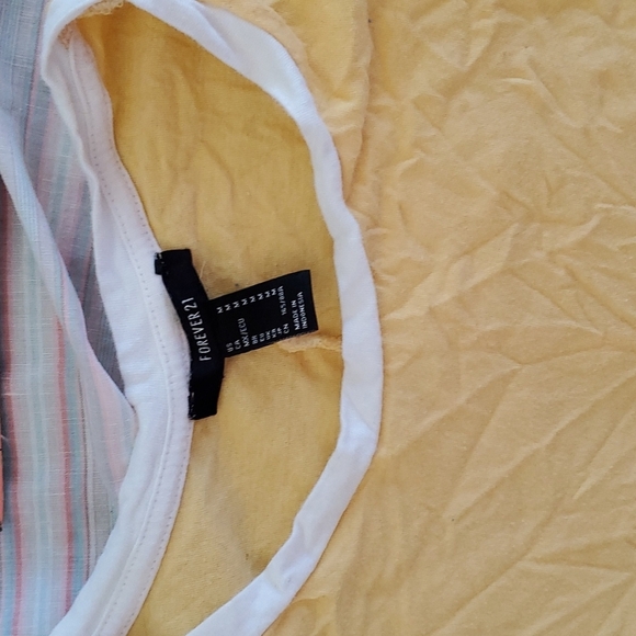 Forever 21 crop top - Picture 2 of 6